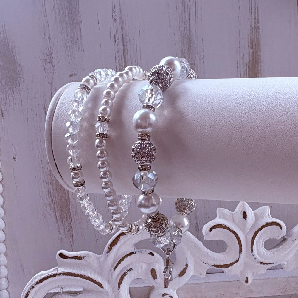 Silver and Pearl Beaded Bracelet Set